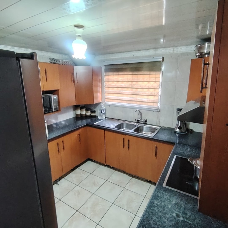 4 Bedroom Property for Sale in Mdantsane Nu 10 Eastern Cape
